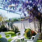 Oasi Di Francesca Bed & Breakfast 3*